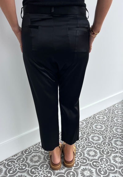 NILI LOTAN  black silk pants - size 8.