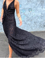 SCANLAN THEODORE 🖤 lace draped gown - size 8.